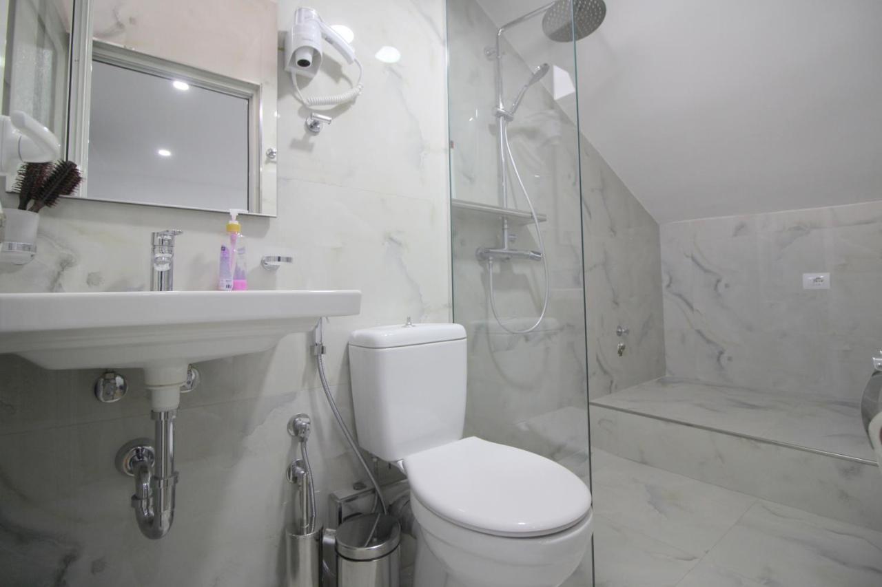 Lengu Holidays Houses Sarande Exterior photo